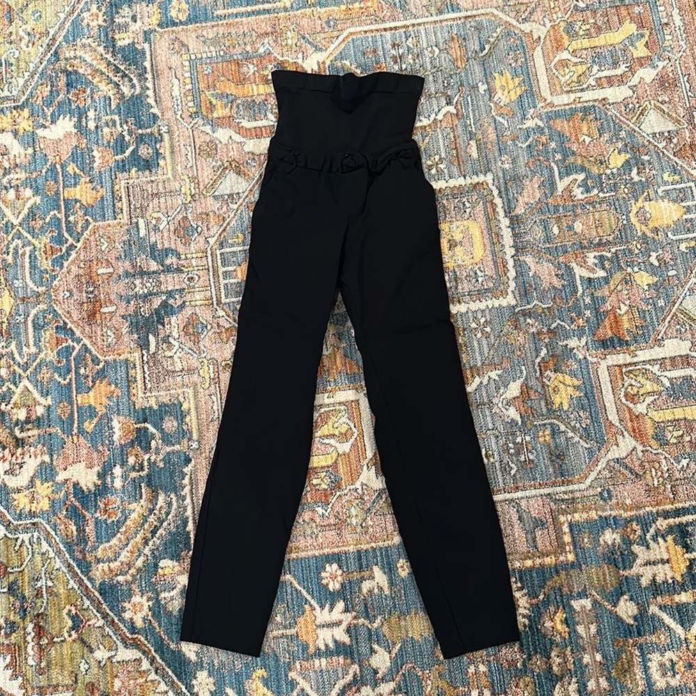 Black maternity dress pants.